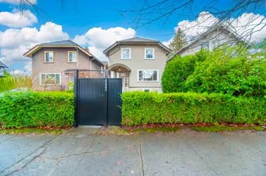 House for sale at 2779 W 13th Avenue Vancouver British Columbia - MLS: R3116515