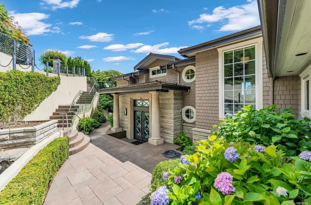 2793 WILLOUGHBY ROAD, West Vancouver, BC — Residential for Sale - Photo 2