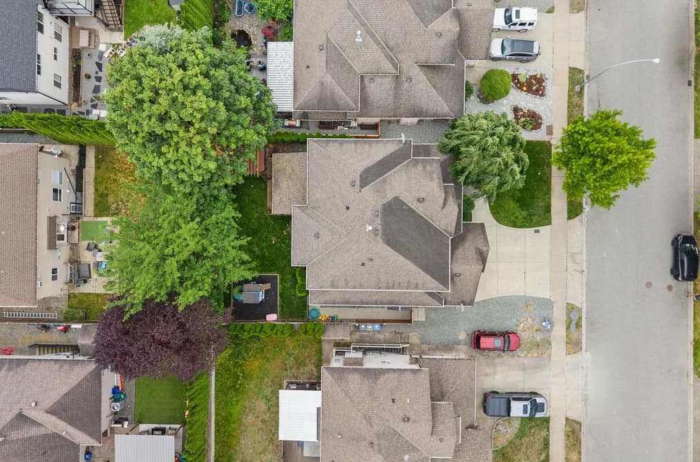 27958 TRESTLE AVENUE, Abbotsford, BC — Residential for Sale - Photo 2