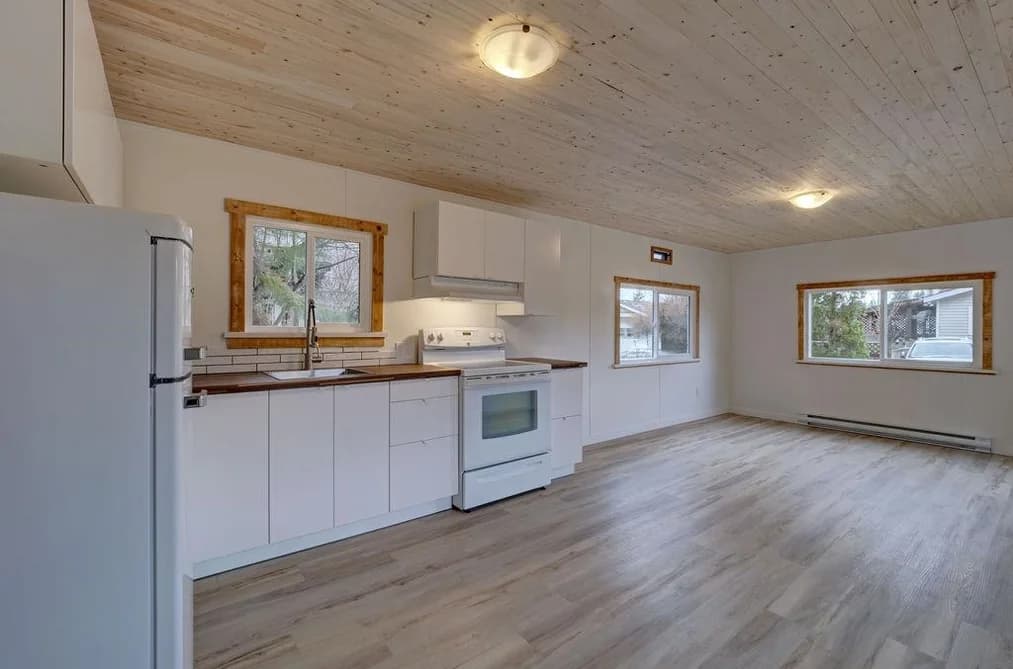 28 1413 SUNSHINE COAST HIGHWAY, Gibsons, BC — Residential for Sale - Photo 2