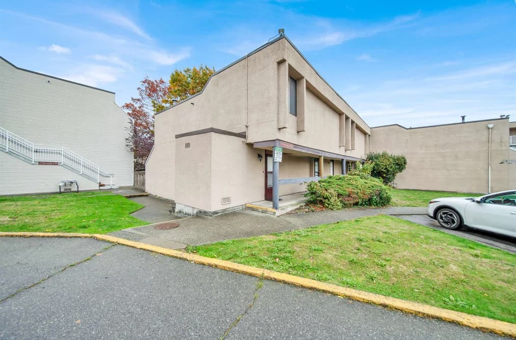 28 17702 60 AVENUE, Surrey, BC — Residential for Sale - Main Photo