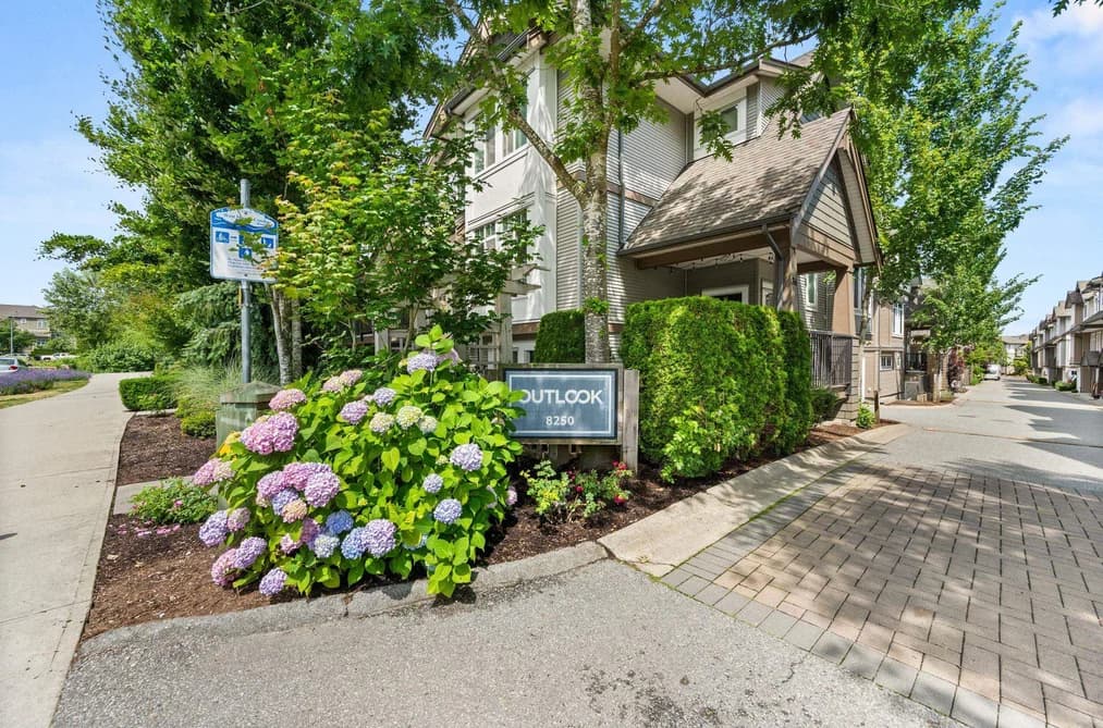 28 8250 209B STREET, Langley, BC — Residential for Sale - Photo 2
