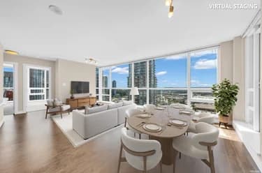 Condo for sale at 2805 2978 Glen Drive Coquitlam British Columbia - MLS: R3146553