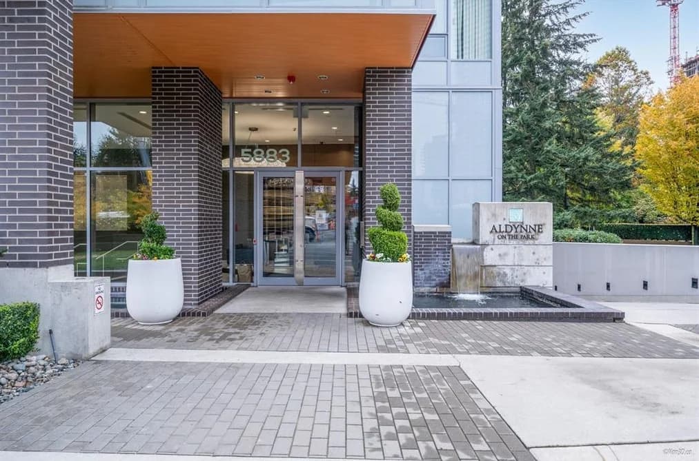 2807 5883 BARKER AVENUE, Burnaby, BC — Residential for Sale - Photo 2