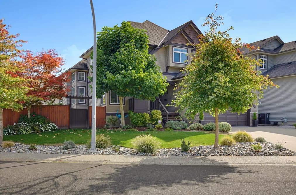 2816 WOODLAND DRIVE, Langley, BC — Residential for Sale - Photo 2