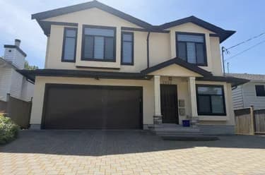 House for sale at 2822 Glen Drive Coquitlam British Columbia - MLS: R3129399