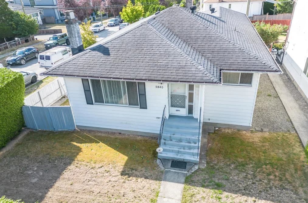 2840 E 49TH AVENUE, Vancouver, BC — Residential for Sale - Photo 2