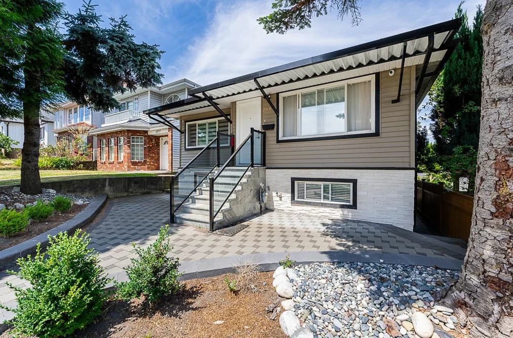 2843 E 5TH AVENUE, Vancouver, BC — Residential for Sale - Photo 2