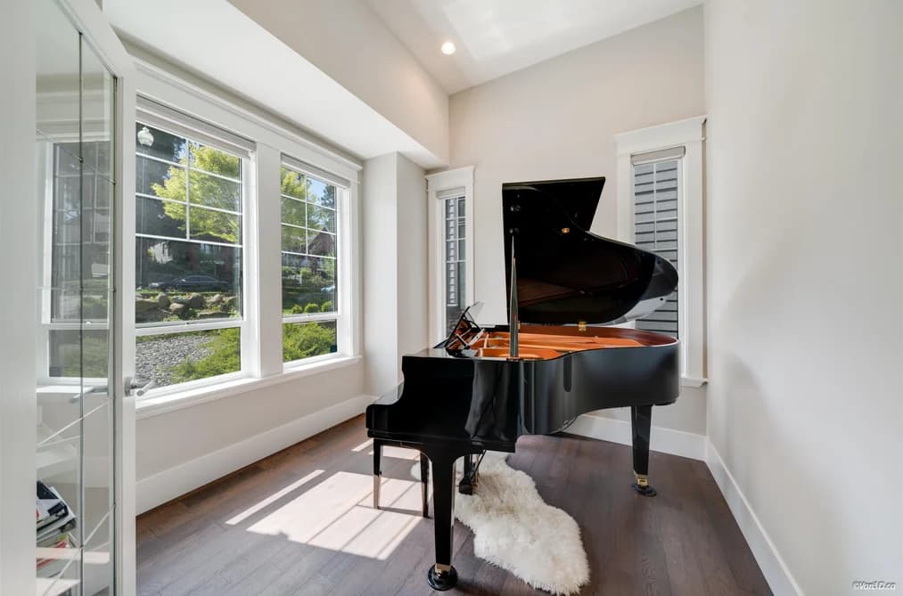 2862 HELC PLACE, Surrey, BC — Residential for Sale - Photo 2