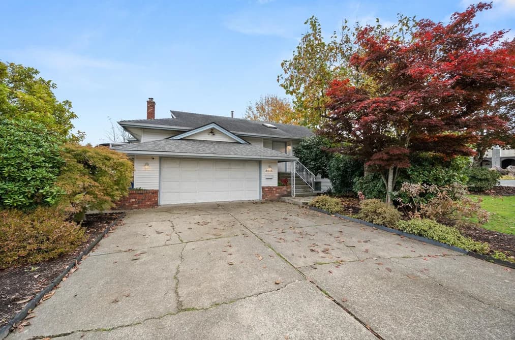 2866 Mountview Street, Abbotsford, BC - House for Sale - Photo 2 of 40 2866 Mountview Street, Abbotsford, BC - House for Sale - Photo 2 of 40