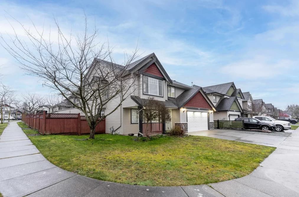 2886 BOXCAR STREET, Abbotsford, BC — Residential for Sale - Photo 2