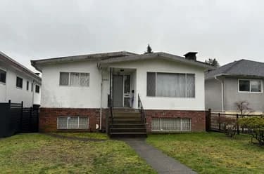 House for sale at 2894 E 43rd Avenue Vancouver British Columbia - MLS: R3101813