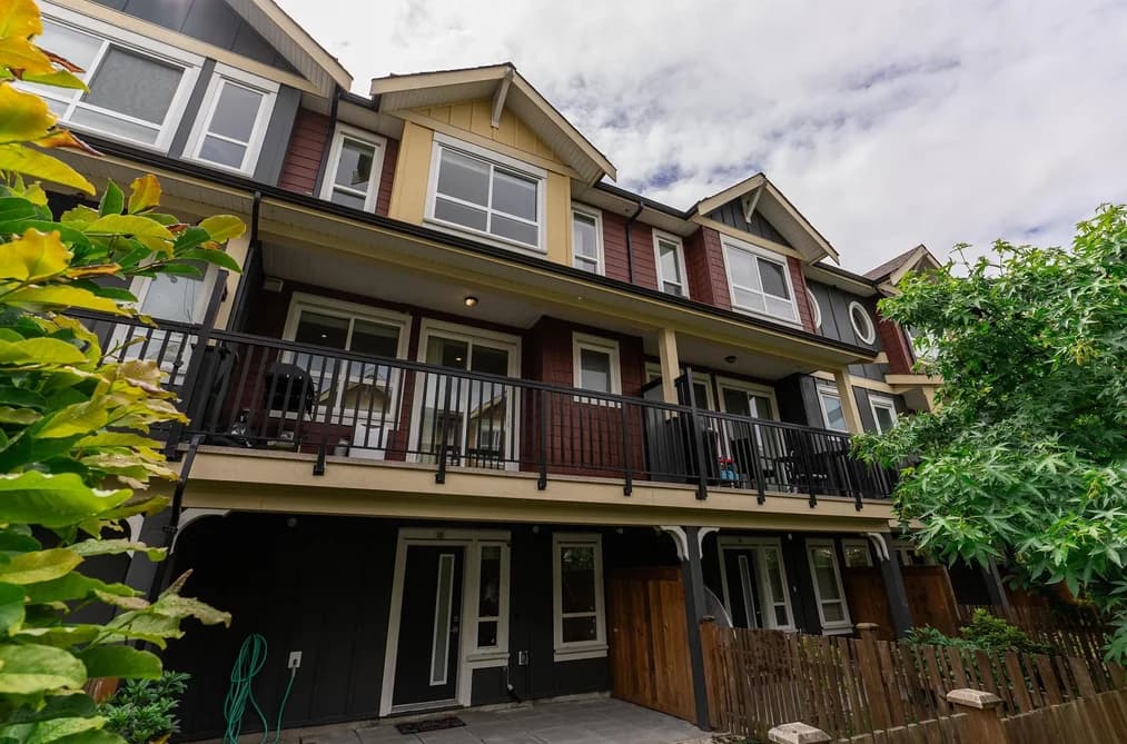 29 430 DUNCAN STREET, New Westminster, BC — Residential for Sale - Main Photo