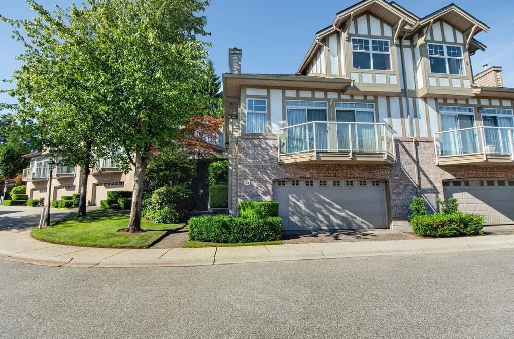 29 5221 OAKMOUNT CRESCENT, Burnaby, BC — Residential for Sale - Main Photo