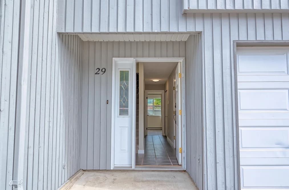 29 5761 WHARF AVENUE, Sechelt, BC — Residential for Sale - Photo 2