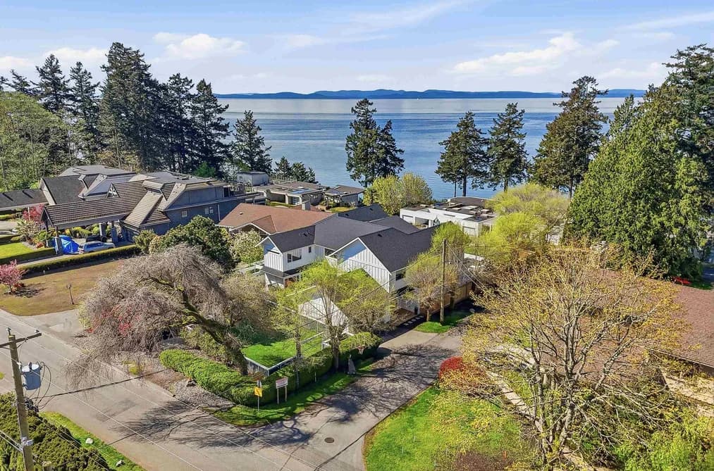 29 ENGLISH BLUFF ROAD, Delta, BC — Residential for Sale - Photo 2