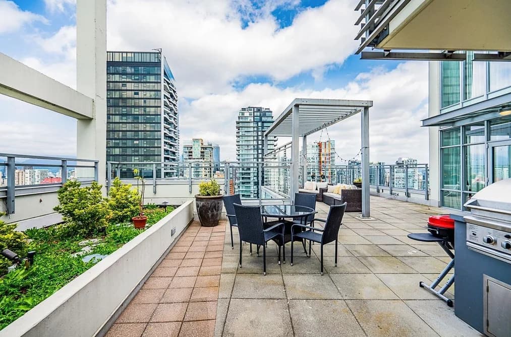 2901 1455 HOWE STREET, Vancouver, BC — Residential for Sale - Photo 2
