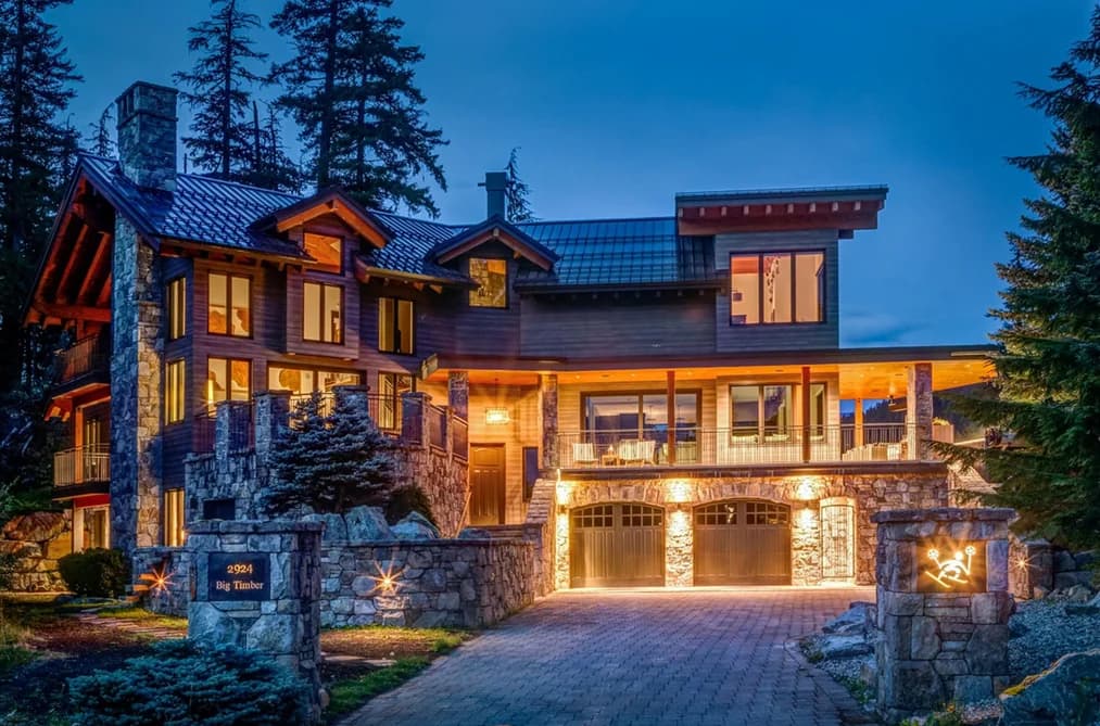 2924 BIG TIMBER COURT, Whistler, BC — Residential for Sale - Photo 2