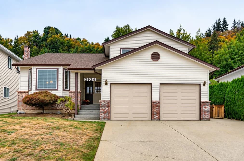 2924 GLENSHIEL DRIVE, Abbotsford, BC — Residential for Sale - Main Photo