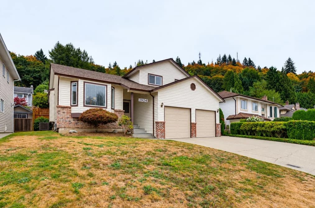 2924 GLENSHIEL DRIVE, Abbotsford, BC — Residential for Sale - Photo 2