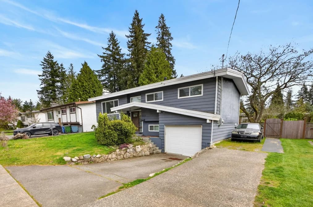 2924 OLD CLAYBURN ROAD, Abbotsford, BC — Residential for Sale - Photo 2