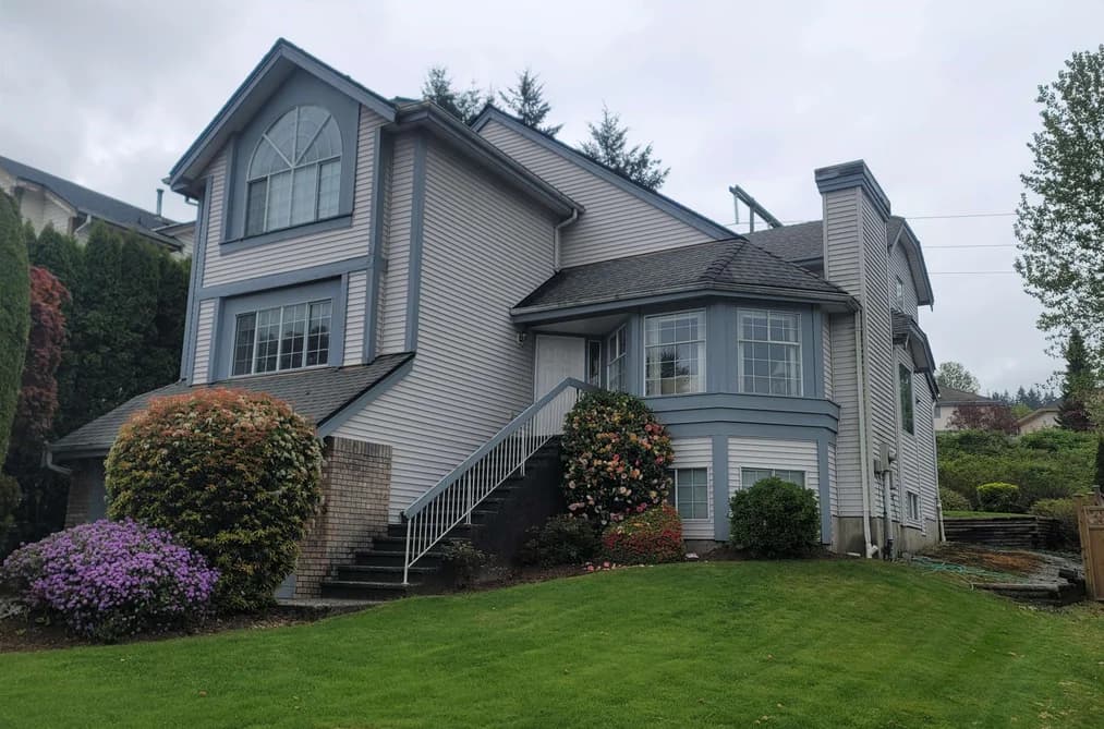 2925 CLIFFROSE CRESCENT, Coquitlam, BC — Residential for Sale - Main Photo