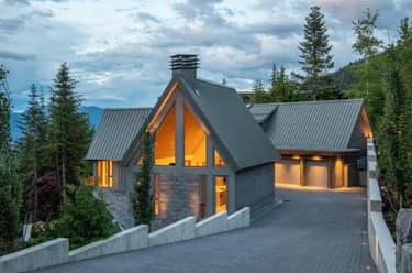 House for sale at 2925 Kadenwood Drive Whistler British Columbia - MLS: R3074224
