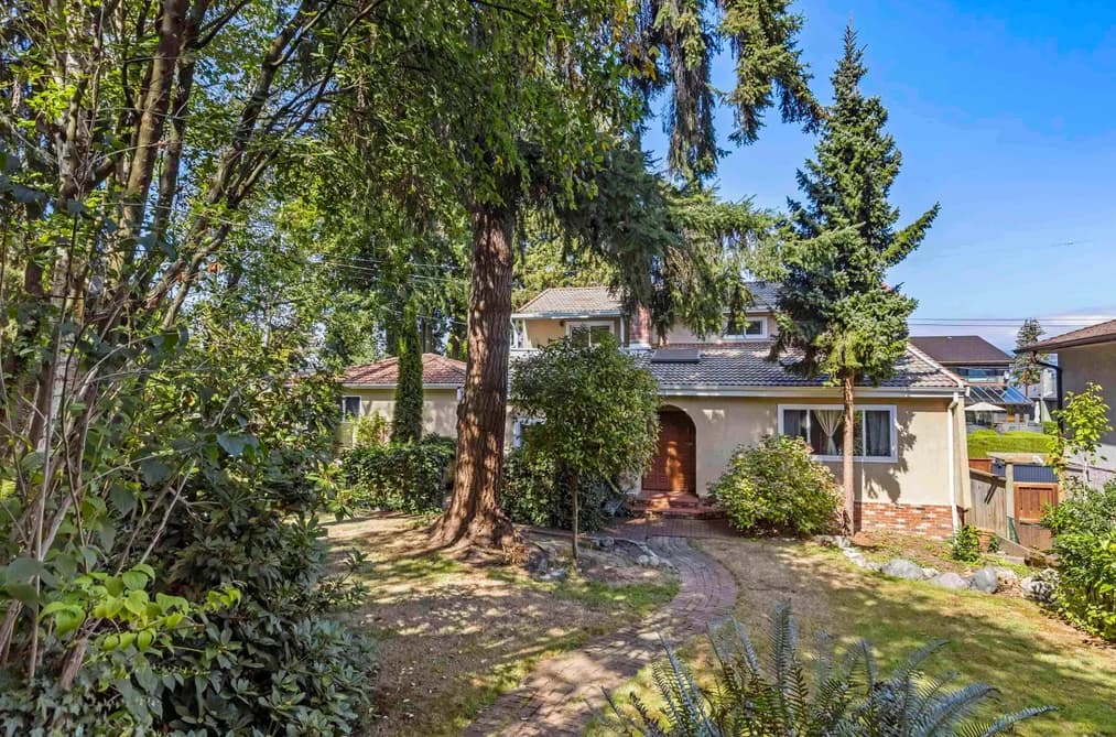 2929 W 24TH AVENUE, Vancouver, BC — Residential for Sale - Photo 2