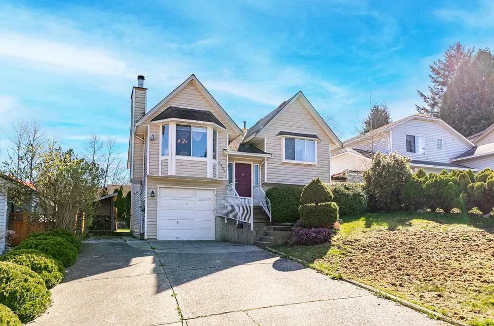 2934 HECKBERT PLACE, Coquitlam, BC — Residential for Sale - Photo 2