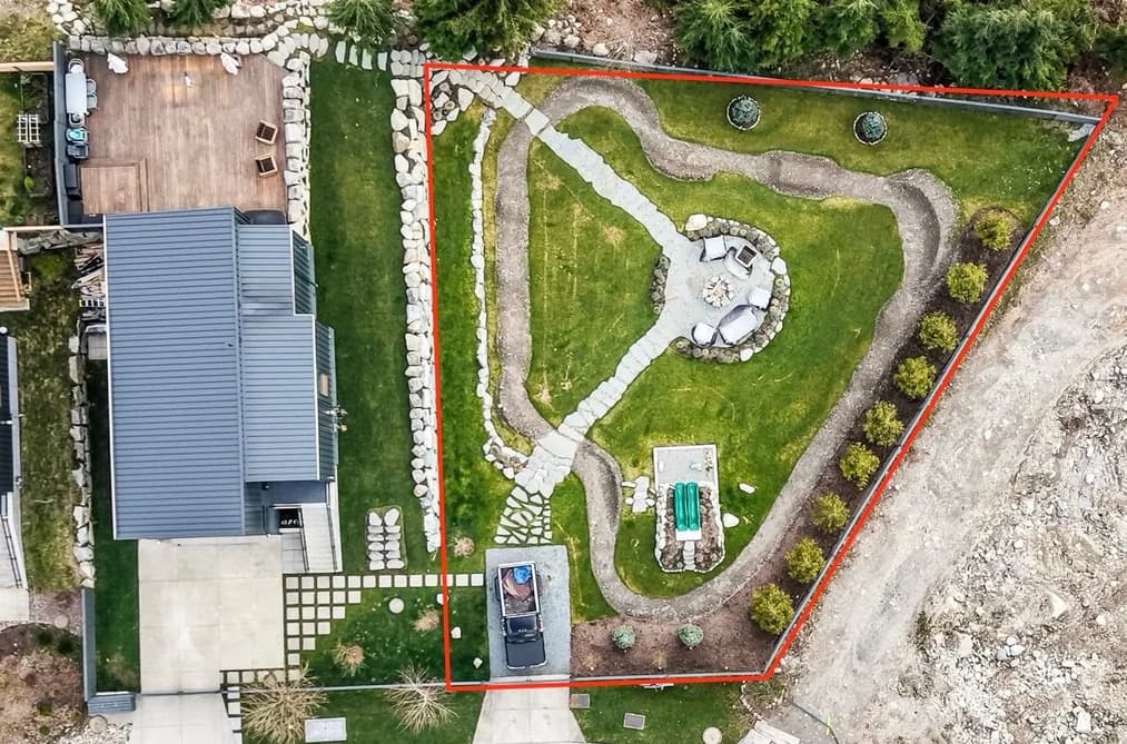 2934 HUCKLEBERRY DRIVE, Squamish, BC — Land for Sale - Main Photo
