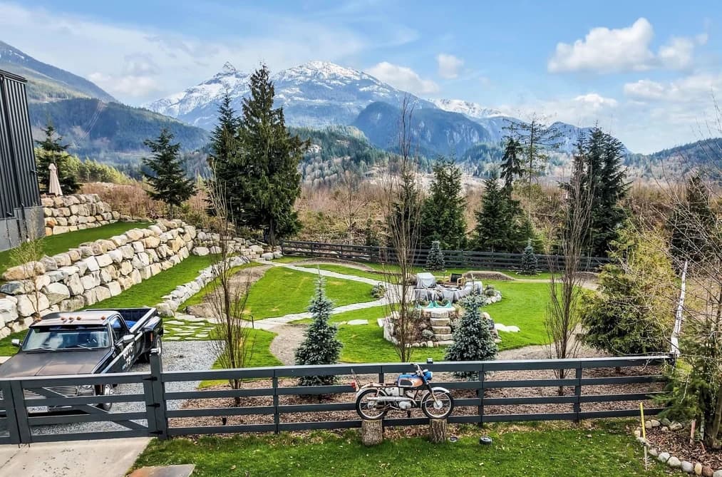 2934 HUCKLEBERRY DRIVE, Squamish, BC — Land for Sale - Photo 2