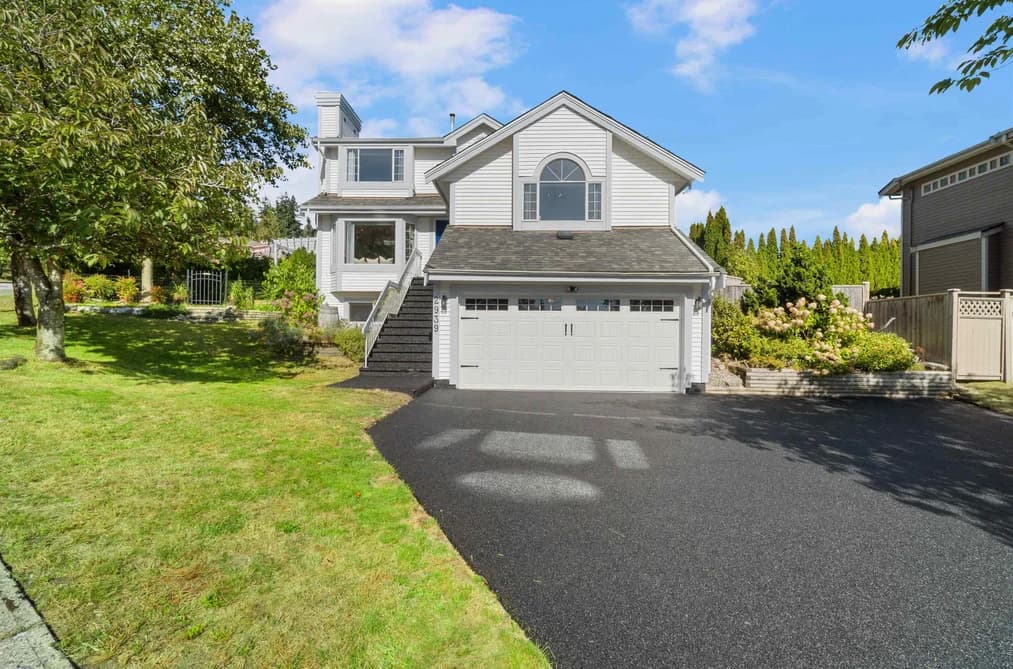 2939 CLIFFROSE CRESCENT, Coquitlam, BC — Residential for Sale - Main Photo