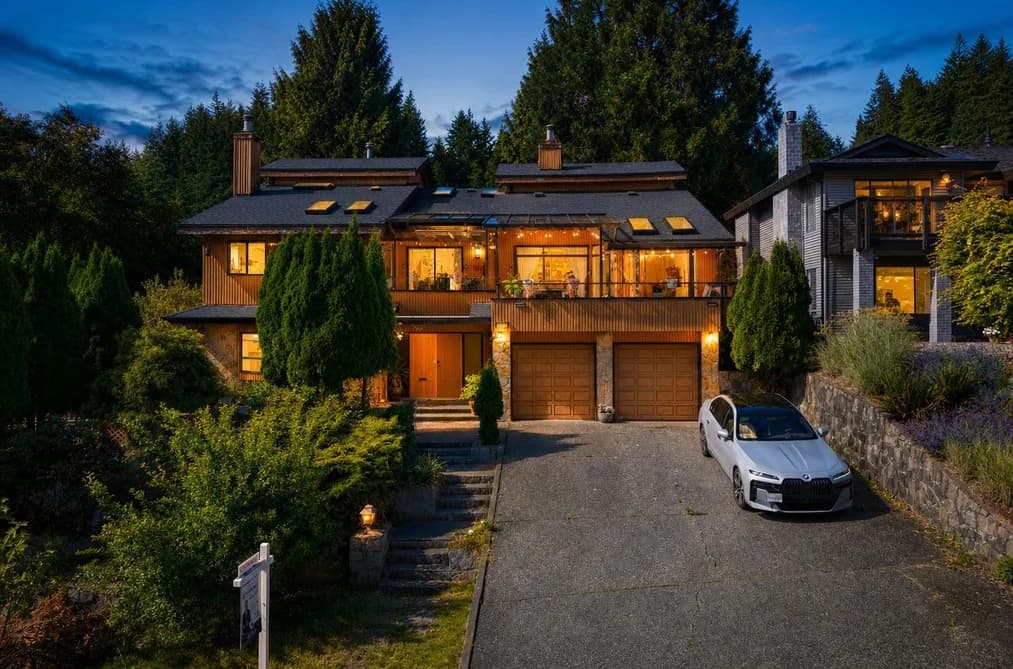 2940 DRESDEN WAY, North Vancouver, BC — Residential for Sale - Main Photo