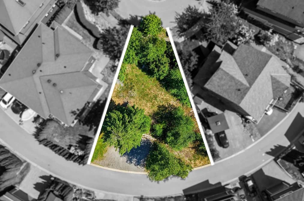 2943 STRANGWAY PLACE, Squamish, BC — Land for Sale - Main Photo