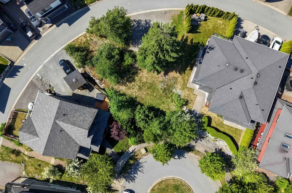 2943 STRANGWAY PLACE, Squamish, BC — Land for Sale - Photo 2