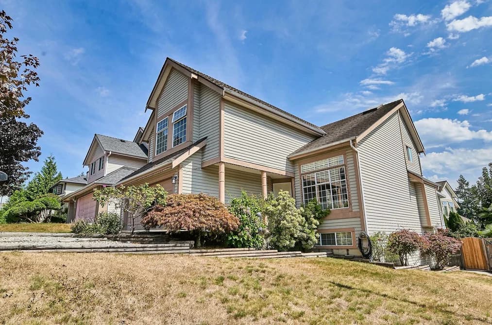 2944 VALLEYVISTA DRIVE, Coquitlam, BC — Residential for Sale - Photo 2