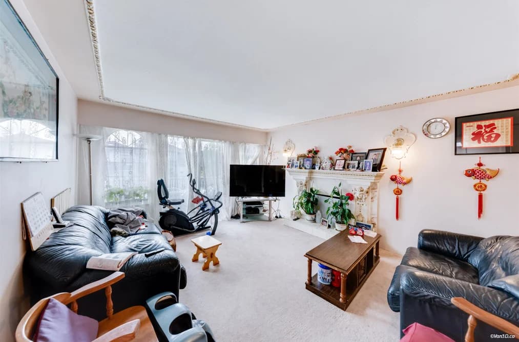 2945 E GRAVELEY STREET, Vancouver, BC — Residential for Sale - Photo 2