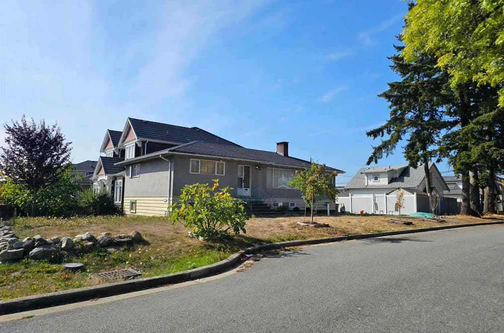 2946 E 52ND AVENUE, Vancouver, BC — Residential for Sale - Main Photo