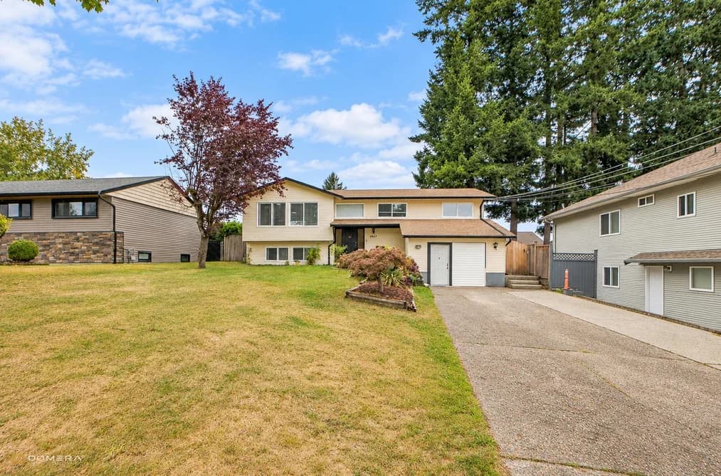 2947 BABICH STREET, Abbotsford, BC — Residential for Sale - Photo 2