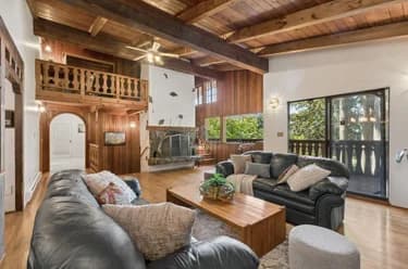House for sale at 295 Bayview Road Lions Bay British Columbia - MLS: R3158640