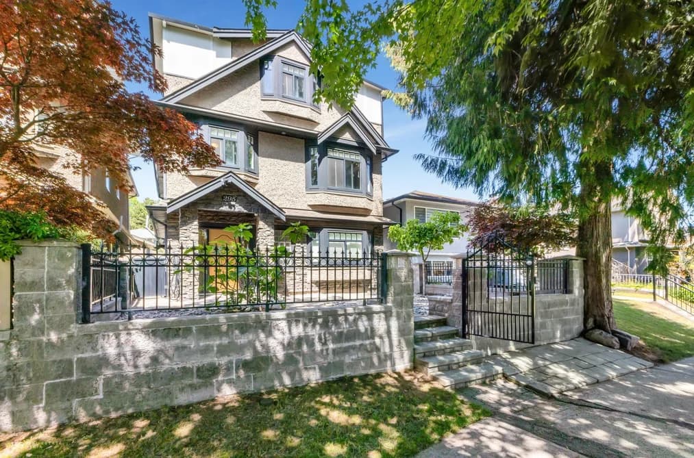295 W 63RD AVENUE, Vancouver, BC — Residential for Sale - Main Photo