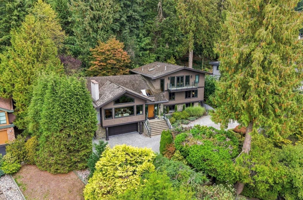 2953 ALTAMONT CRESCENT, West Vancouver, BC — Residential for Sale - Photo 2