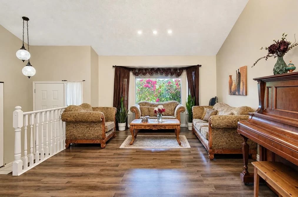 2961 WALTON AVENUE, Coquitlam, BC — Residential for Sale - Photo 2