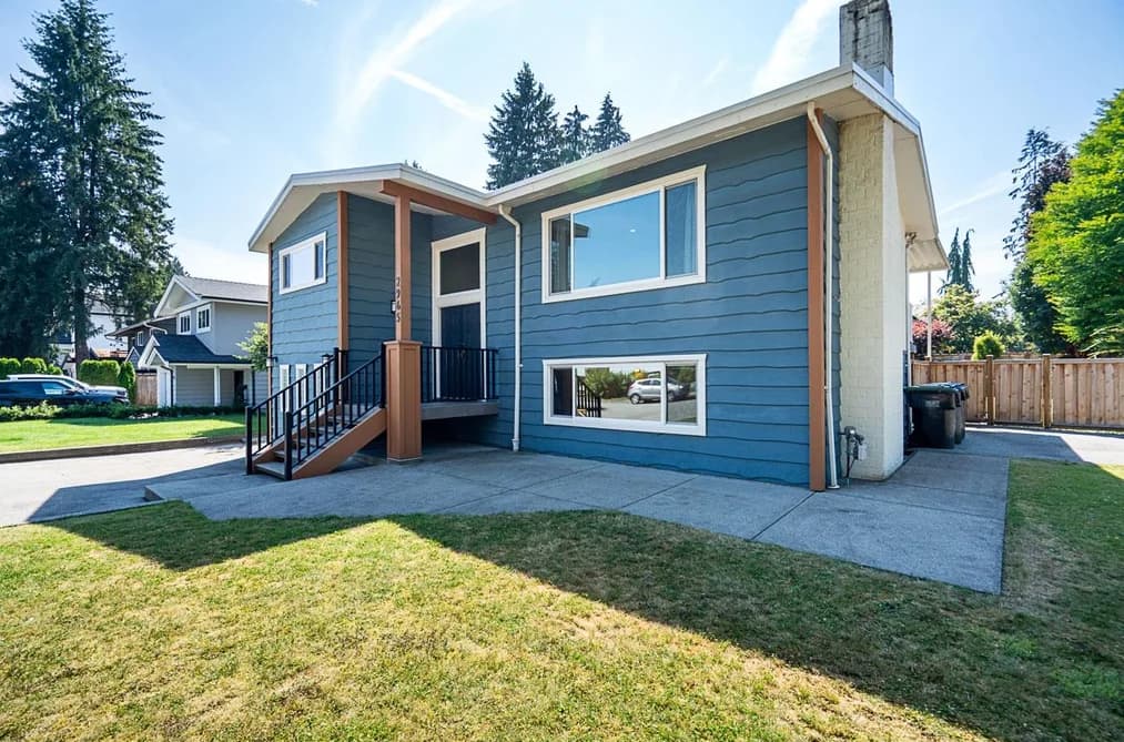 2965 CUMBERLAND STREET, Port Coquitlam, BC — Residential for Sale - Photo 2