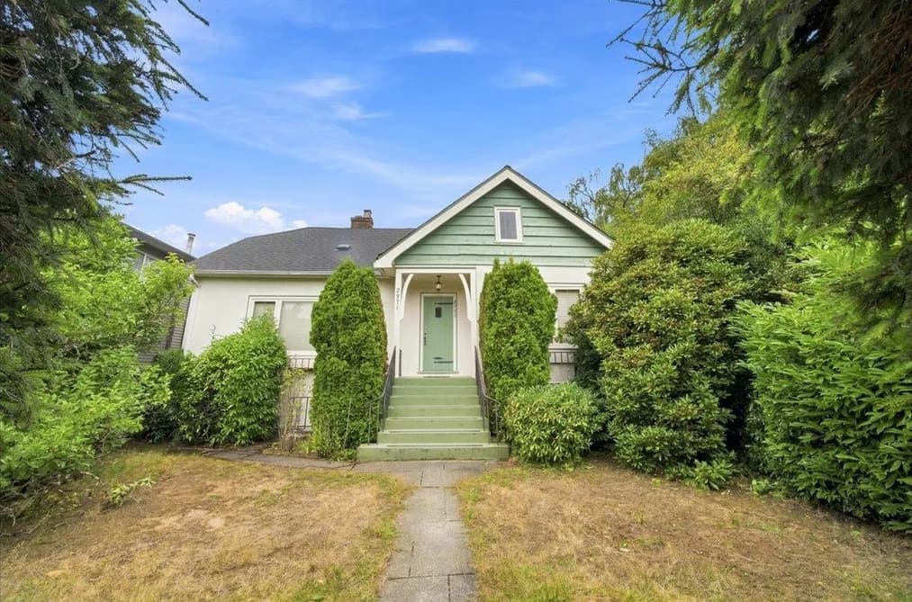 2971 W 37TH AVENUE, Vancouver, BC — Residential for Sale - Main Photo