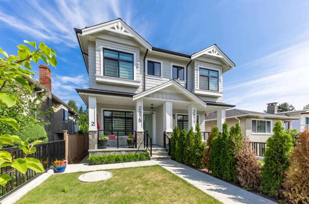 2975 E 42ND AVENUE, Vancouver, BC — Residential for Sale - Photo 2