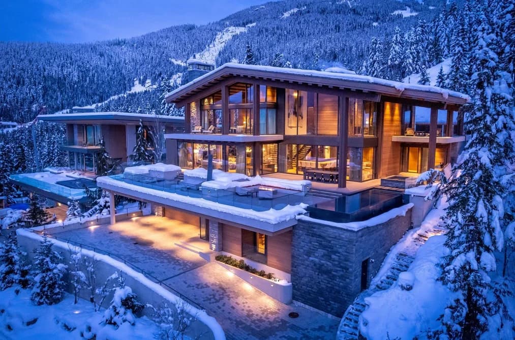 2982 HIGH POINT DRIVE, Whistler, BC — Residential for Sale - Main Photo
