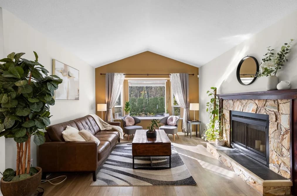 2983 WALTON AVENUE, Coquitlam, BC — Residential for Sale - Photo 2