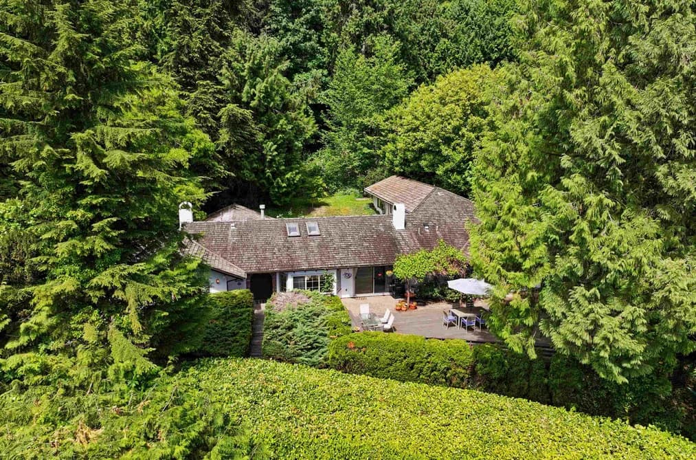 2995 ALTAMONT CRESCENT, West Vancouver, BC — Residential for Sale - Photo 2
