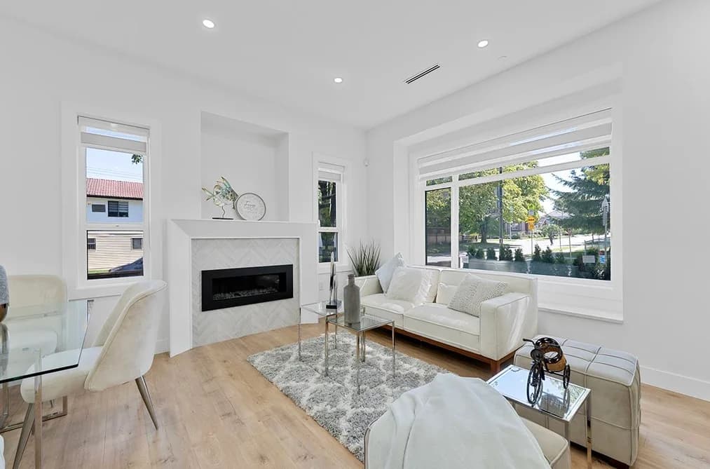 2995 E 17TH AVENUE, Vancouver, BC — Residential for Sale - Photo 2